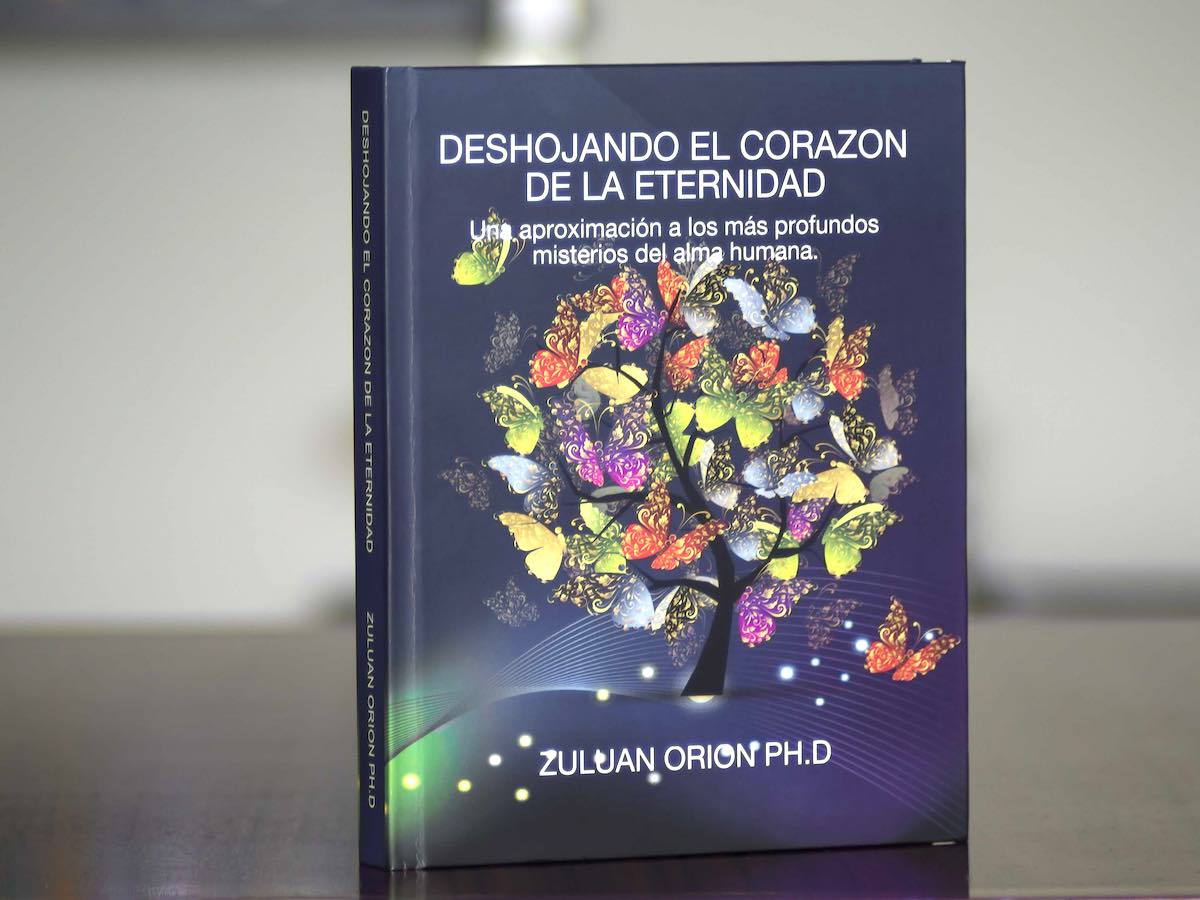 dr-zuluan-orion-libro-deshojando-el-corazon-de-la-eternidad